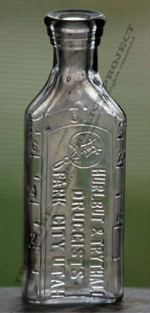 BOTTLE_PARK_CITY_UTAH_M_D_HURLBUT_DRUGGIST_2_EMBOSS.jpg