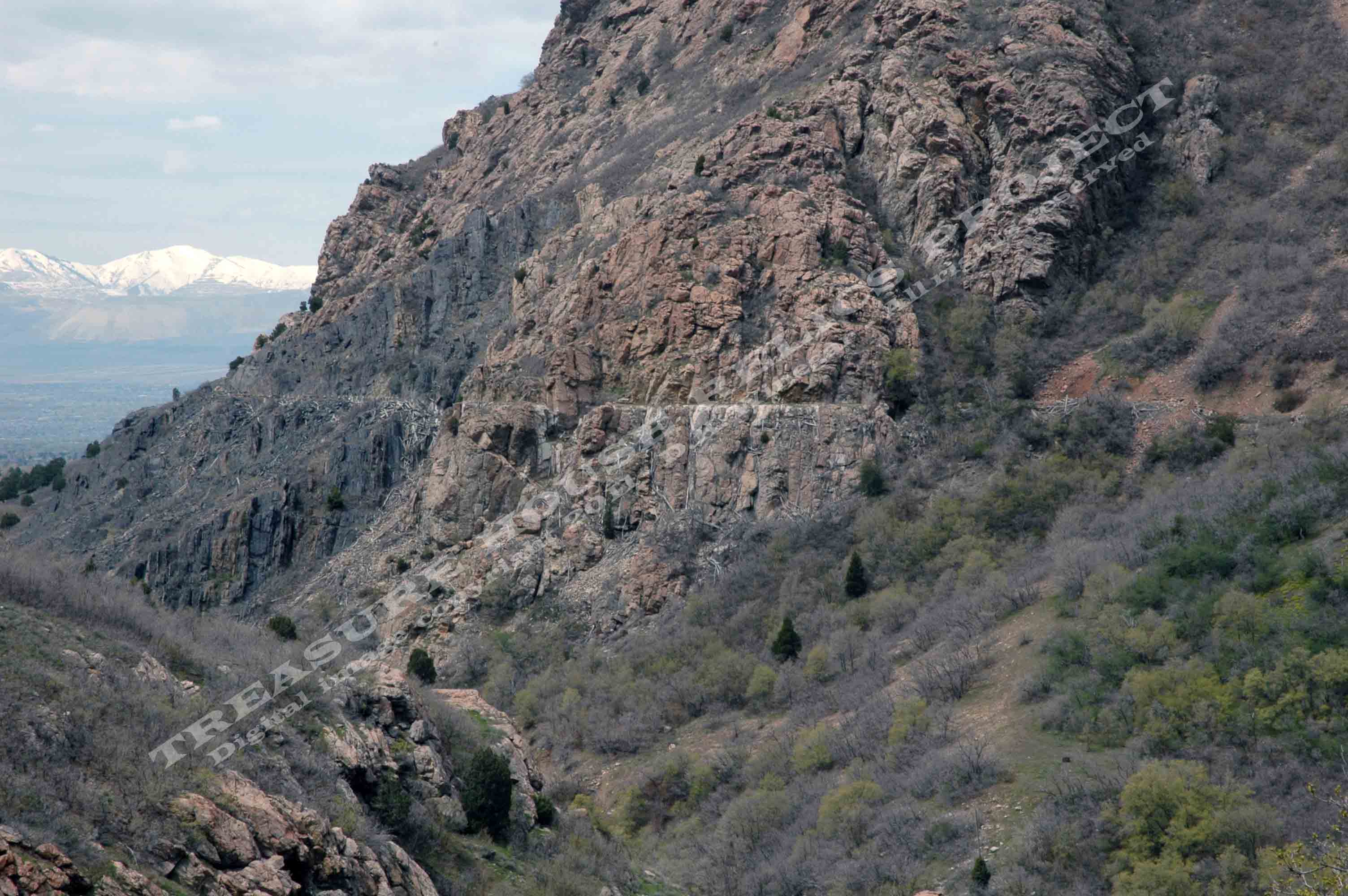 GRANITE_FLUME_TRAIL_DSC_0802_EDIT_EMBOSS.jpg